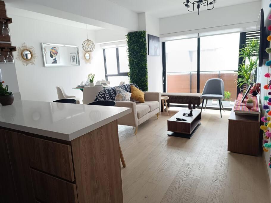 Runawasi Apartments - Killary Miraflores 2Bdr Lima Bagian luar foto